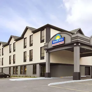 Days By Wyndham East Lakeview Hotel
