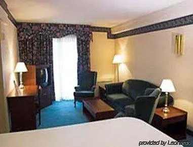 Hotel Toronto East Inn Canadá